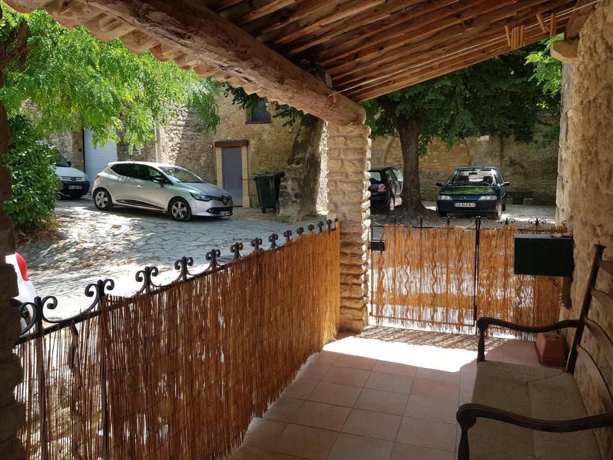 maison de charme en Luberon Grambois Extérieur photo